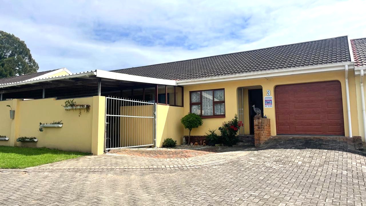 3 Bedroom Property for Sale in Cambridge West Eastern Cape